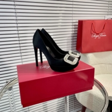 Roger Vivier Shoes